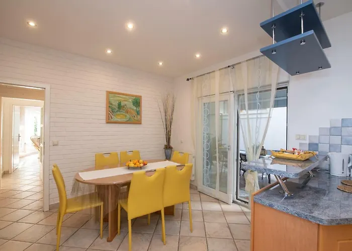 Villa Tomic Apartment Mia Near The Sea * Opatija