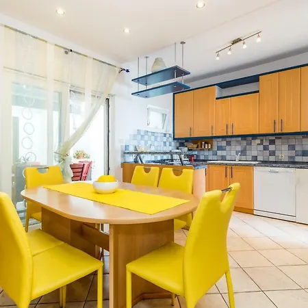 Apartament Tomic Mia Near The Sea Opatija